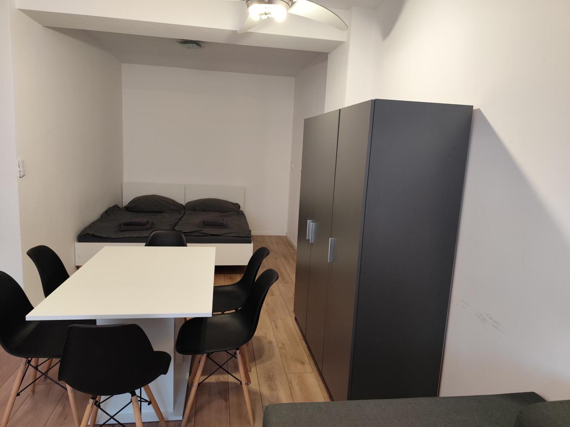 2 Room Apartment, Near Oc Galeria, Petrzalka Bratislava Esterno foto